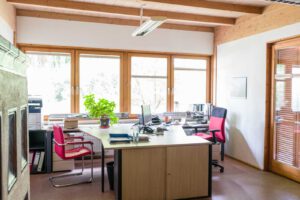 Bürogebäude südlicher Teil - Büroraum